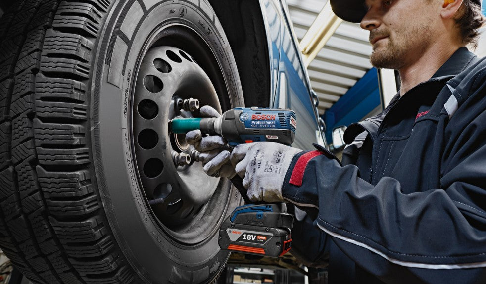 BOSCH GDS 18V EC250 CORDLESS IMPACT DRILL